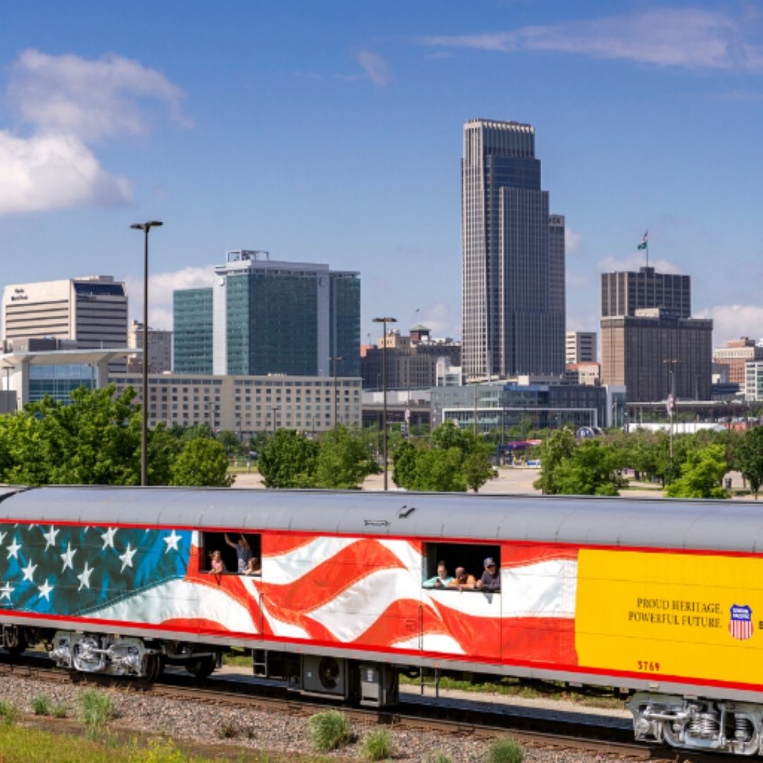 train passing downtown omaha